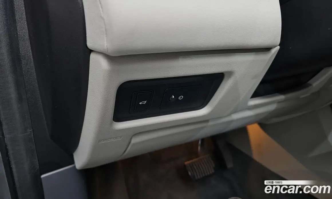 Land Rover Discovery Sport 2019 2.0 автомат (гидро), фото 26