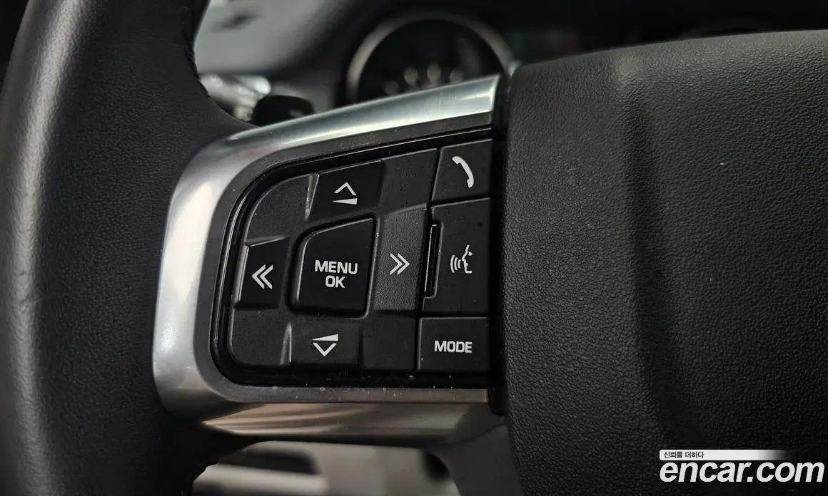 Land Rover Discovery Sport 2019 2.0 автомат (гидро), фото 27