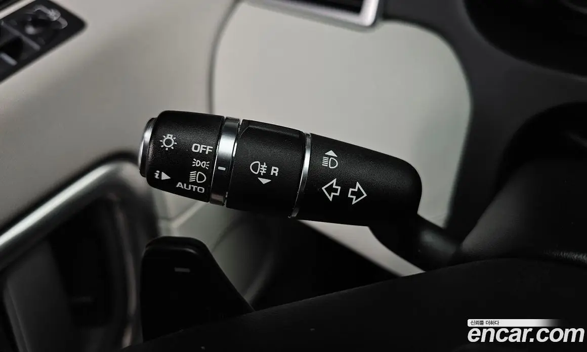 Land Rover Discovery Sport 2019 2.0 автомат (гидро), фото 28