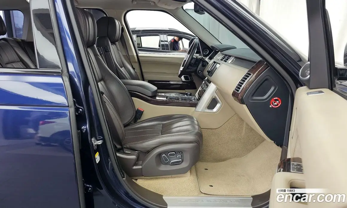 Land Rover Range Rover 2015 4.4 автомат (гидро), фото 11