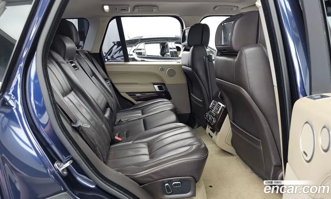 Land Rover Range Rover 2015 4.4 автомат (гидро), фото 12