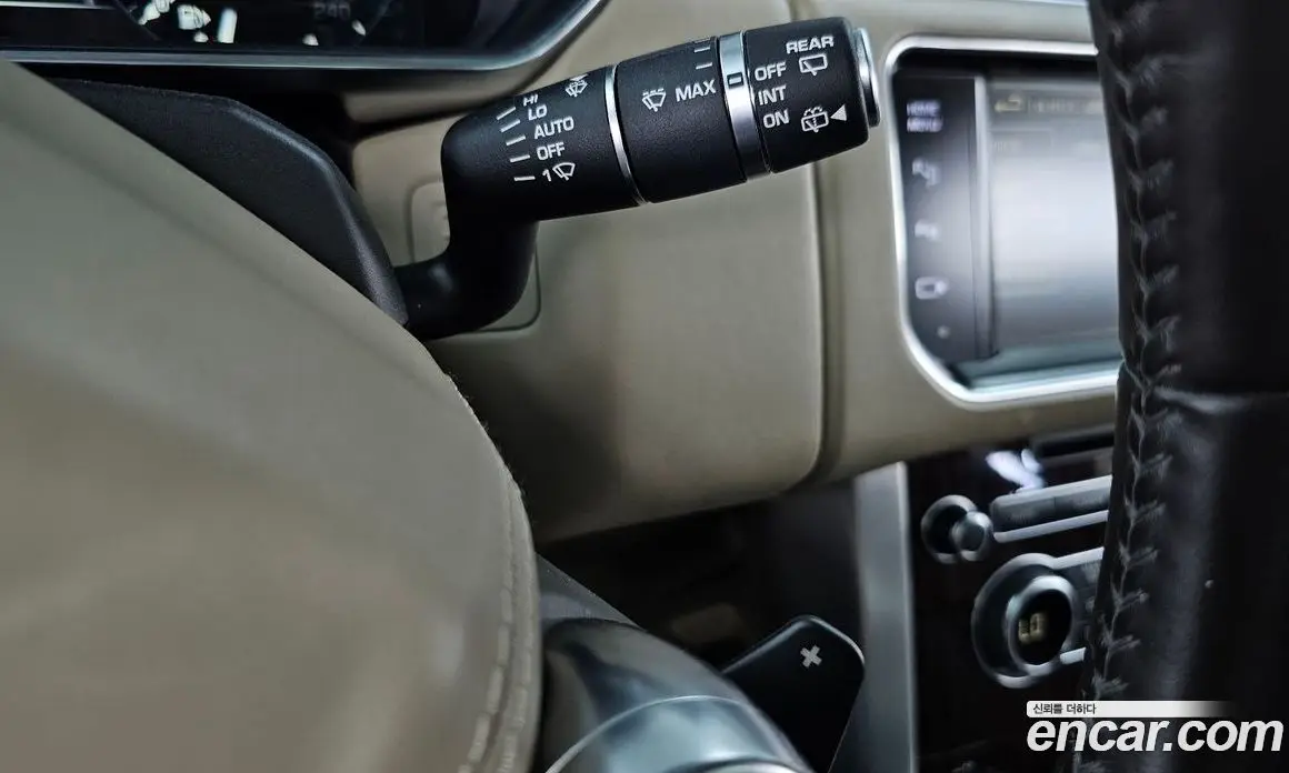 Land Rover Range Rover 2015 4.4 автомат (гидро), фото 14