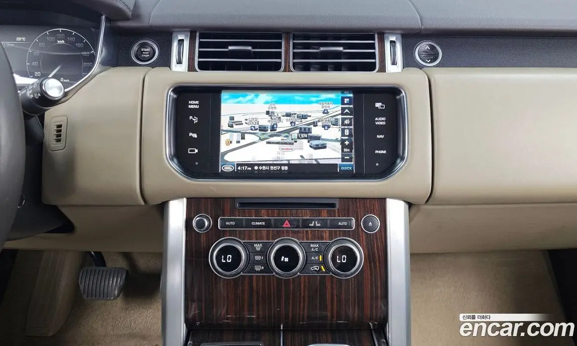 Land Rover Range Rover 2015 4.4 автомат (гидро), фото 15