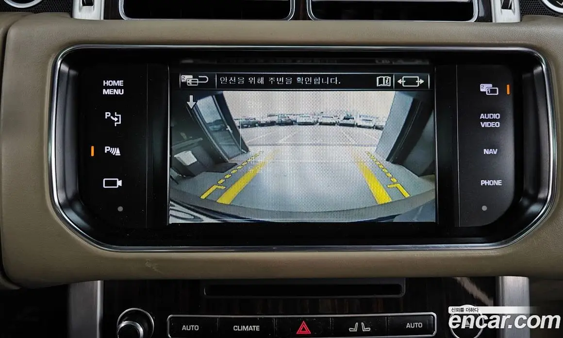 Land Rover Range Rover 2015 4.4 автомат (гидро), фото 16