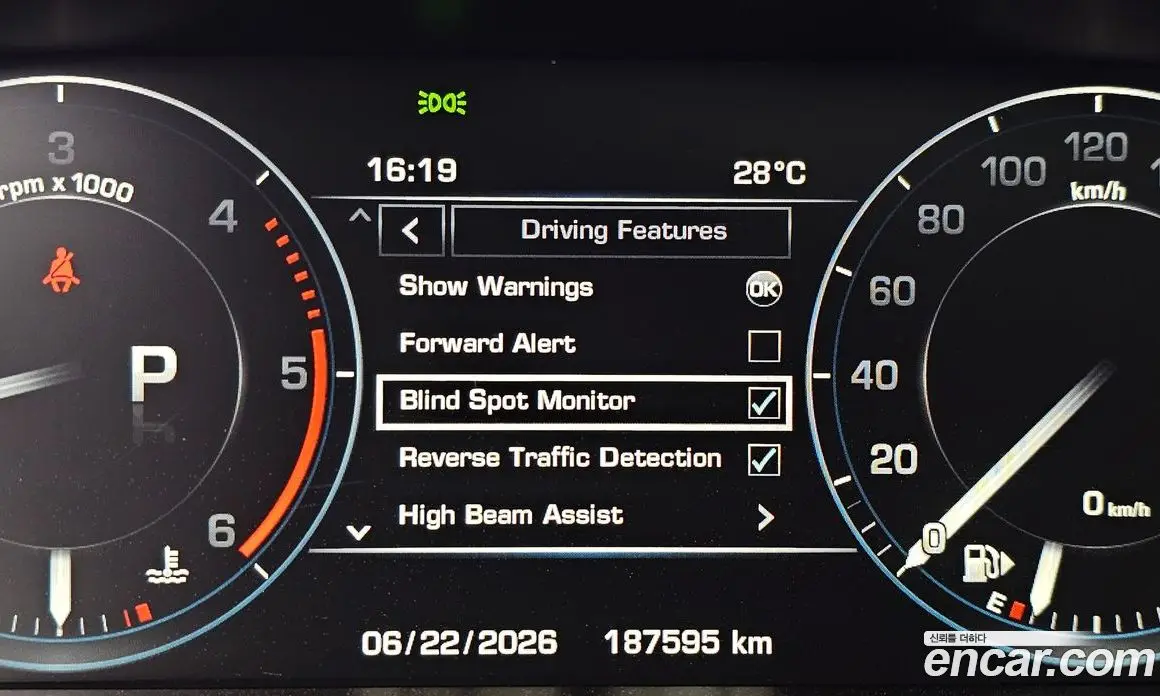 Land Rover Range Rover 2015 4.4 автомат (гидро), фото 17