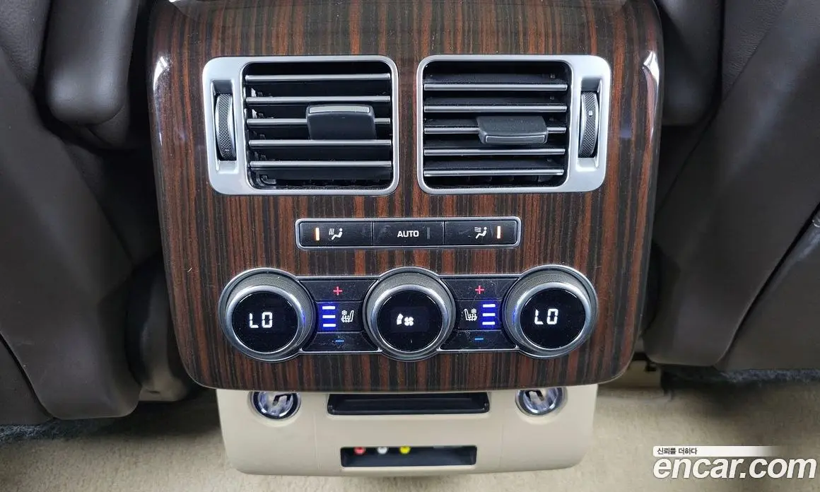 Land Rover Range Rover 2015 4.4 автомат (гидро), фото 18
