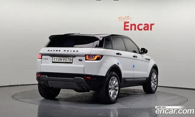 Land Rover Range Rover Evoque 2018 2.0 автомат (гидро), миниатюра 2