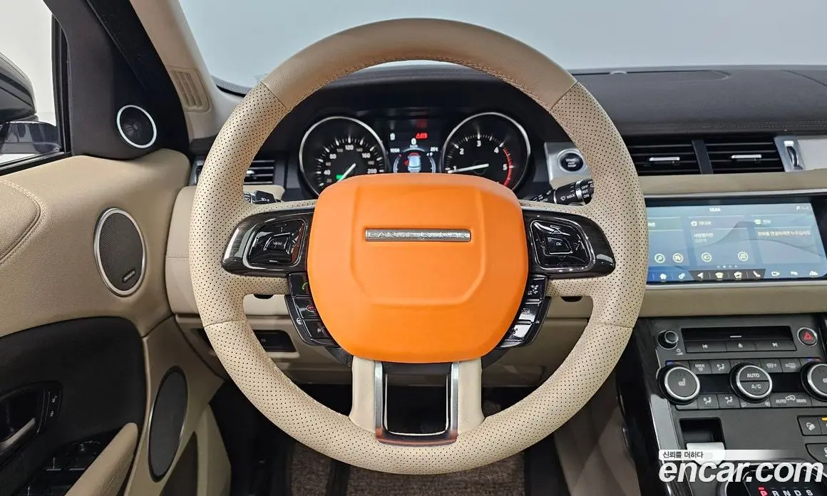 Land Rover Range Rover Evoque 2018 2.0 автомат (гидро), фото 20