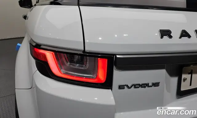 Land Rover Range Rover Evoque 2018 2.0 автомат (гидро), миниатюра 9