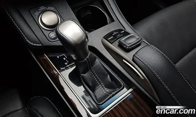 Lexus ES 2016 2.5 автомат (гидро), миниатюра 9 Lexus ES 2016 2.5 автомат (гидро), миниатюра 9