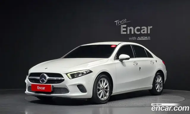 Mercedes-Benz A-Class, 2020, 33 777 км