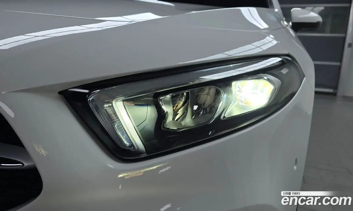 Mercedes-Benz A-Class 2020 2.0 автомат (гидро), фото 8