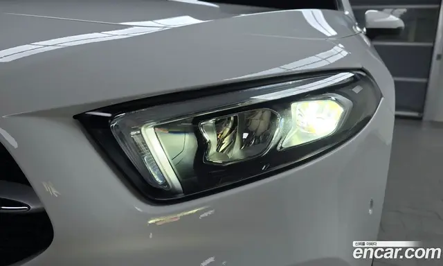 Mercedes-Benz A-Class 2020 2.0 автомат (гидро), миниатюра 8