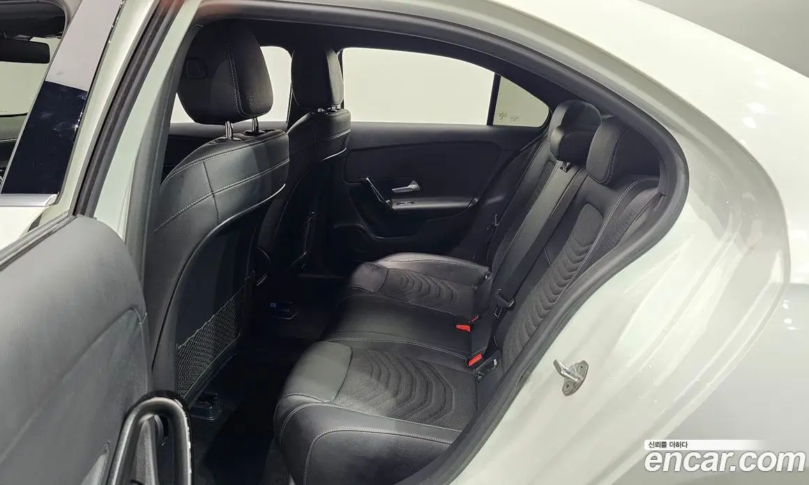 Mercedes-Benz A-Class 2020 2.0 автомат (гидро), фото 11