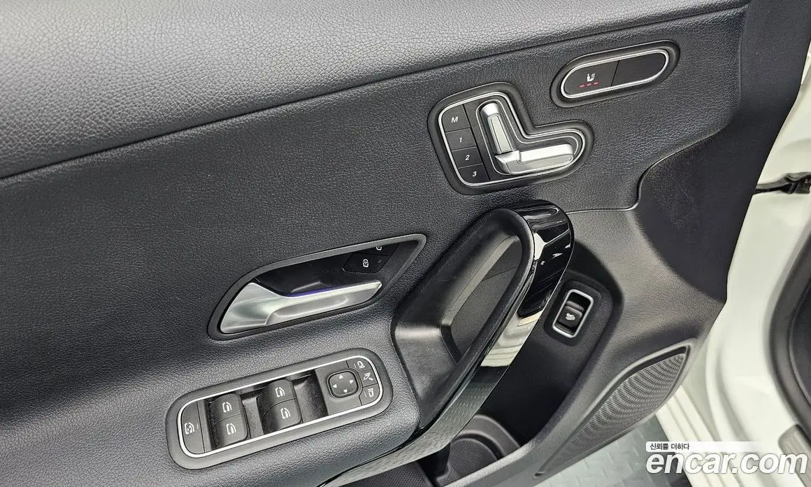 Mercedes-Benz A-Class 2020 2.0 автомат (гидро), фото 18