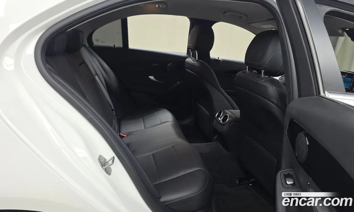 Mercedes-Benz C-Class 2019 2.0 автомат (гидро), фото 18