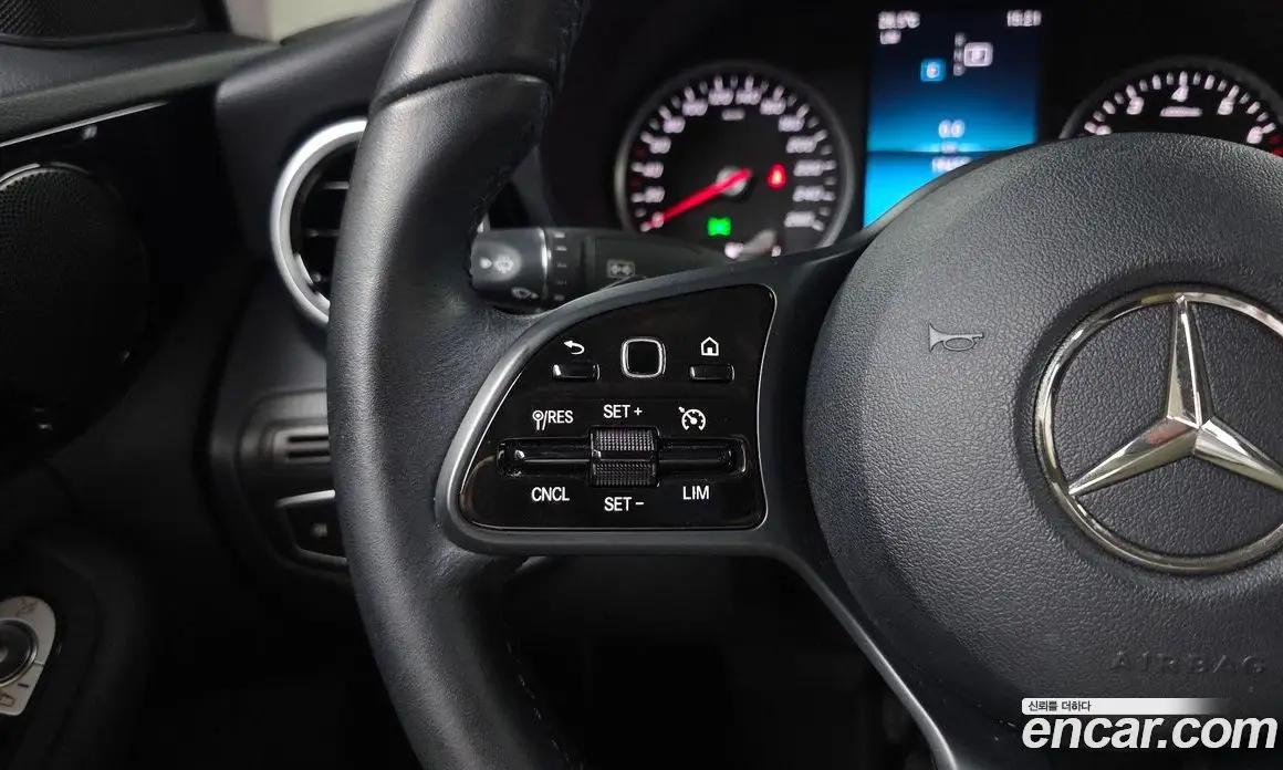 Mercedes-Benz C-Class 2019 2.0 автомат (гидро), фото 29