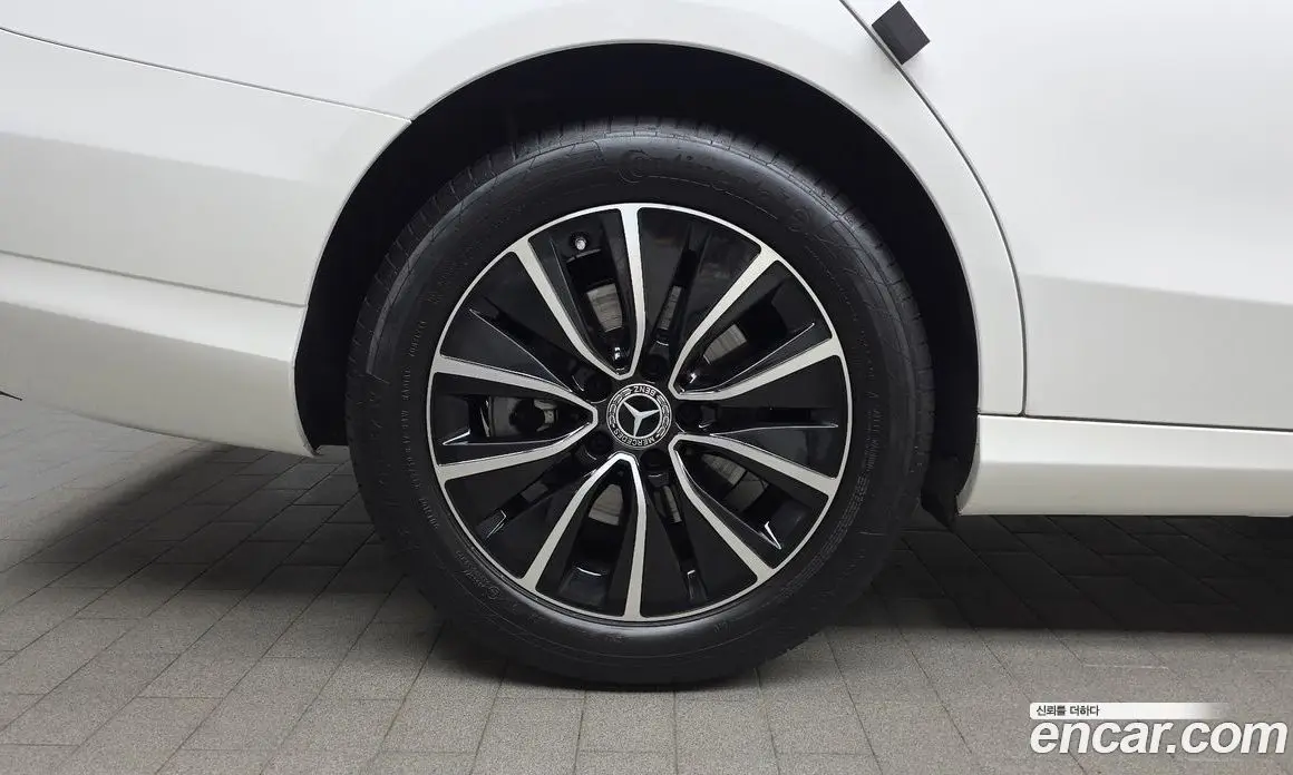 Mercedes-Benz C-Class 2019 2.0 автомат (гидро), фото 5