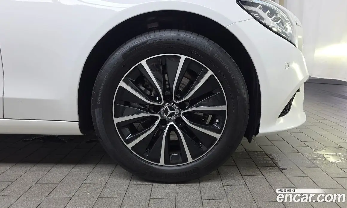 Mercedes-Benz C-Class 2019 2.0 автомат (гидро), фото 7