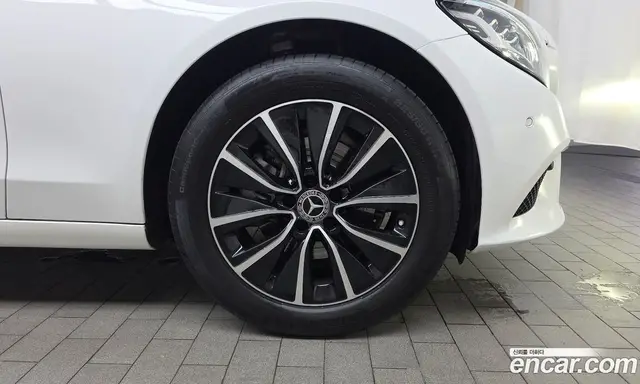 Mercedes-Benz C-Class 2019 2.0 автомат (гидро), миниатюра 7