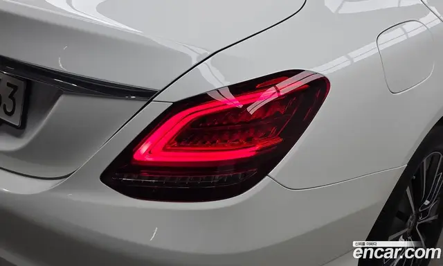 Mercedes-Benz C-Class 2019 2.0 автомат (гидро), миниатюра 9