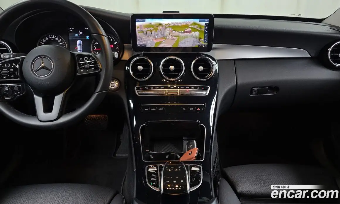 Mercedes-Benz C-Class 2019 2.0 автомат (гидро), фото 10