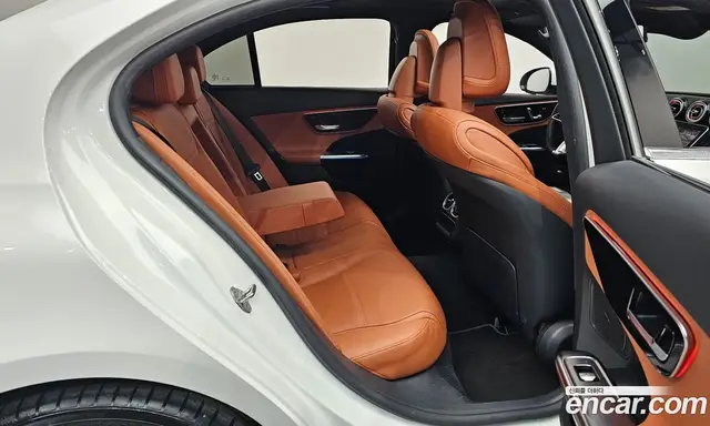 Mercedes-Benz C-Class 2023 2.0 автомат (гидро), миниатюра 11