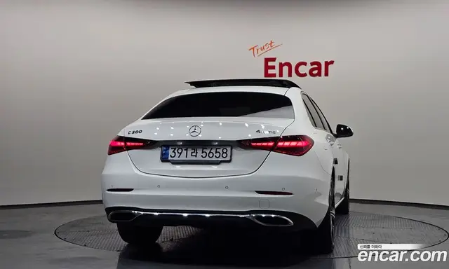 Mercedes-Benz C-Class 2023 2.0 автомат (гидро), миниатюра 3