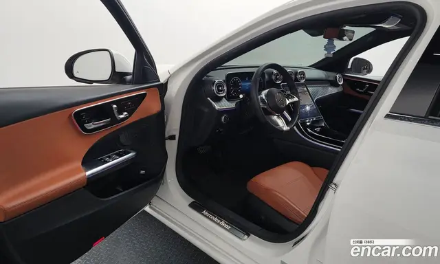 Mercedes-Benz C-Class 2023 2.0 автомат (гидро), миниатюра 9