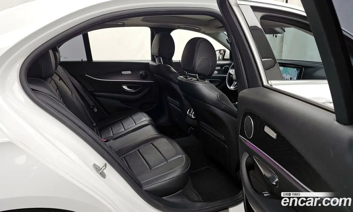Mercedes-Benz E-Class 2016 2.0 автомат (гидро), фото 12