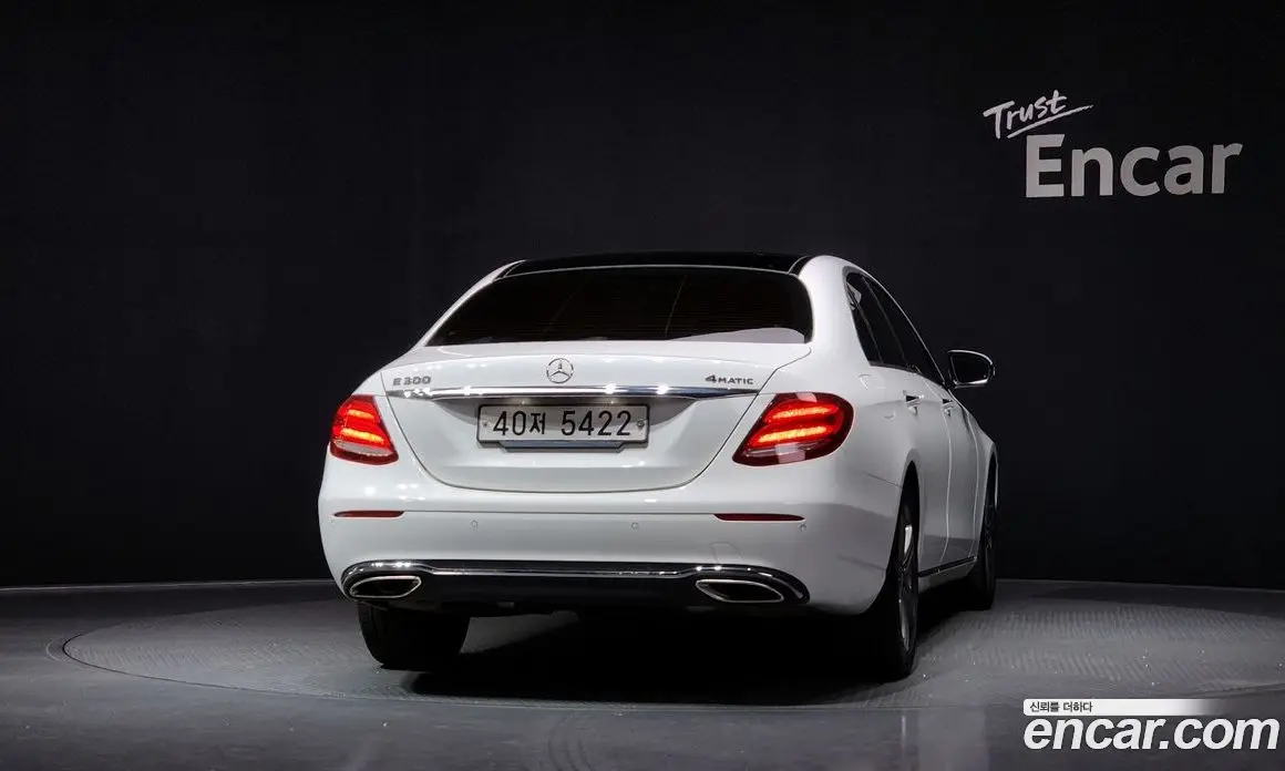 Mercedes-Benz E-Class 2016 2.0 автомат (гидро), фото 4