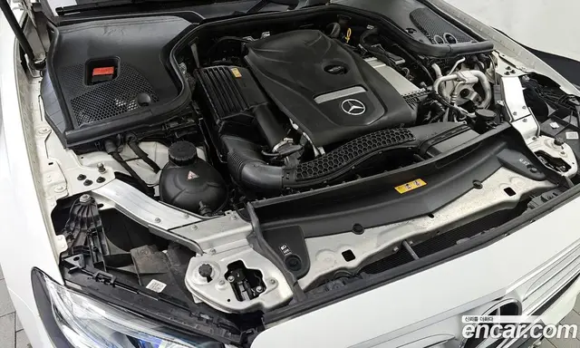 Mercedes-Benz E-Class 2016 2.0 автомат (гидро), миниатюра 6