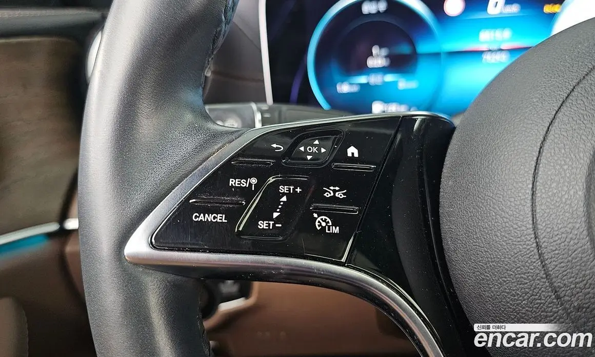 Mercedes-Benz E-Class 2023 2.0 автомат (гидро), фото 28