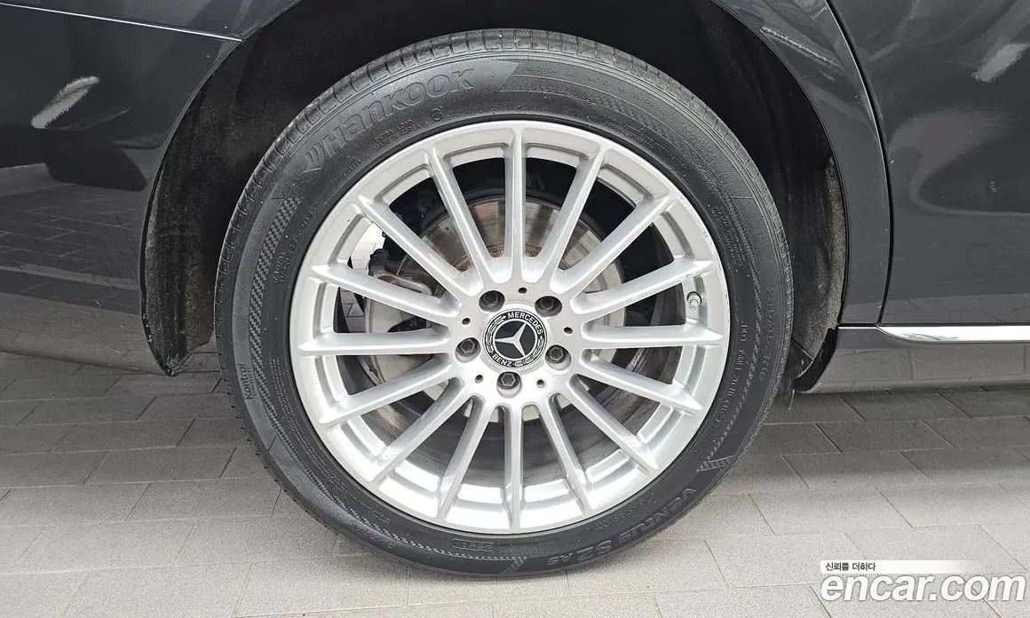 Mercedes-Benz E-Class 2023 2.0 автомат (гидро), фото 5