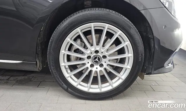 Mercedes-Benz E-Class 2023 2.0 автомат (гидро), миниатюра 7