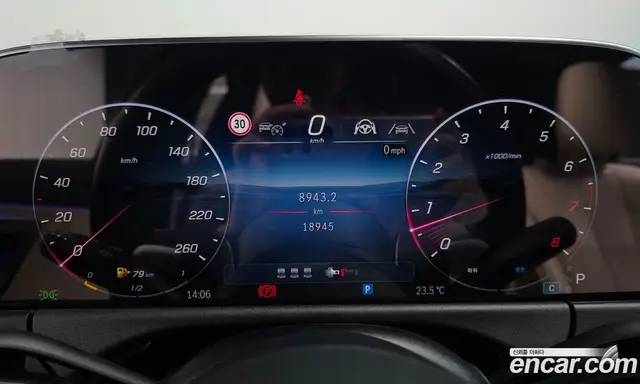 Mercedes-Benz E-Class 2024 2.0 автомат (гидро), миниатюра 11