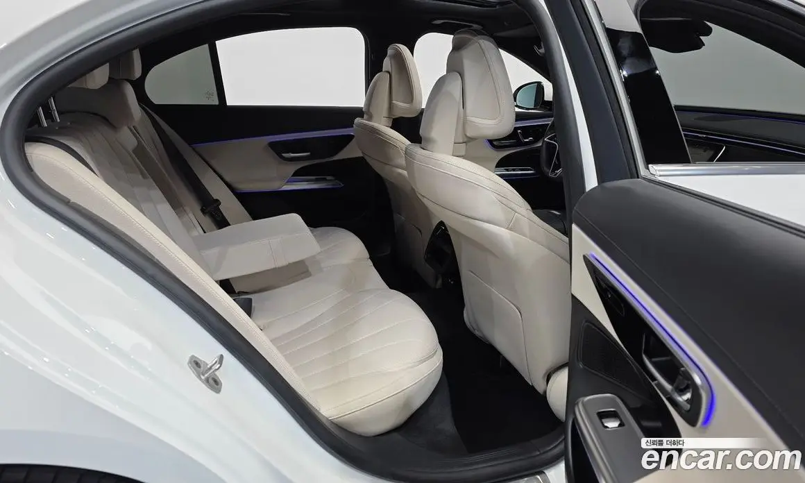 Mercedes-Benz E-Class 2024 2.0 автомат (гидро), фото 18