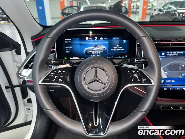 Mercedes-Benz E-Class 2025 2.0 автомат (гидро), миниатюра 9