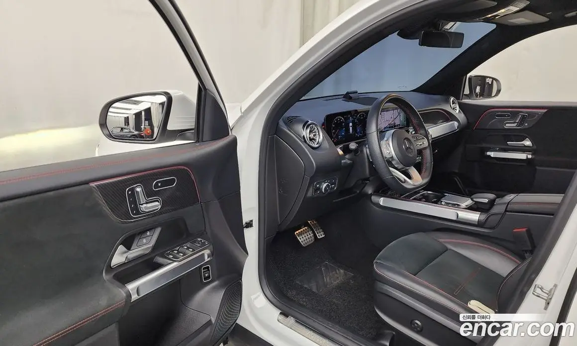 Mercedes-Benz GLB-Class 2021 2.0 автомат (гидро), фото 13