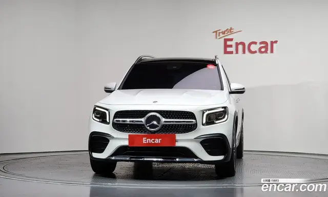 Mercedes-Benz GLB-Class 2021 2.0 автомат (гидро), миниатюра 3