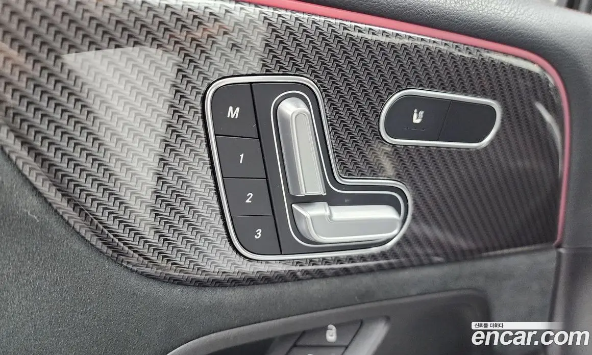 Mercedes-Benz GLB-Class 2021 2.0 автомат (гидро), фото 25