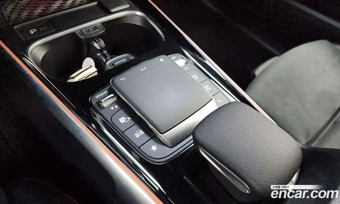 Mercedes-Benz GLB-Class 2021 2.0 автомат (гидро), фото 32