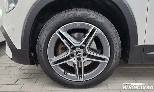 Mercedes-Benz GLB-Class 2021 2.0 автомат (гидро), миниатюра 5