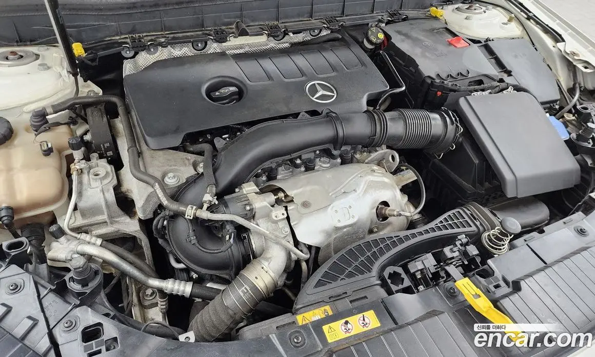 Mercedes-Benz GLB-Class 2021 2.0 автомат (гидро), фото 6