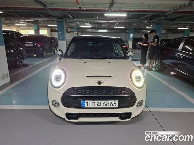 Mini Cooper, 2020, 67 020 км