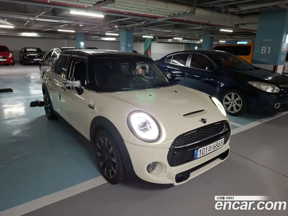 Mini Cooper 2020 2.0 автомат (гидро), фото 6