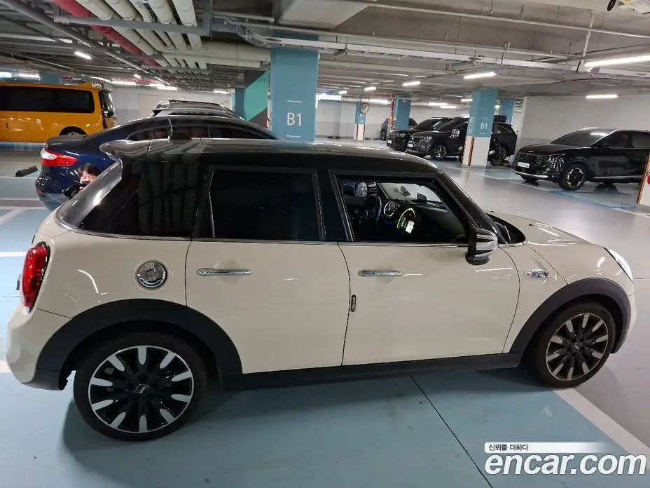 Mini Cooper 2020 2.0 автомат (гидро), фото 9