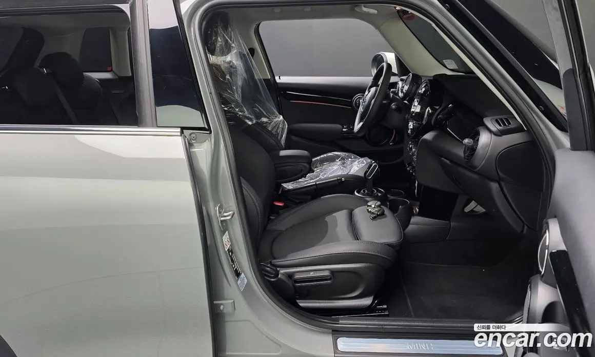 Mini Cooper 2022 1.5 автомат (гидро), фото 16