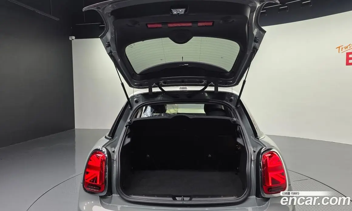 Mini Cooper 2022 1.5 автомат (гидро), фото 32