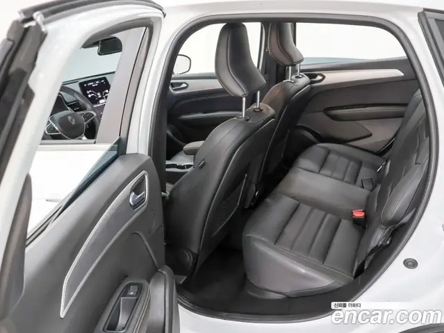 Renault (Samsung) Arkana 2024 1.6 автомат (гидро), миниатюра 10